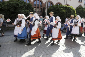 25.06.2022 Kielce. Jawor - u źródeł kultury. Korowód i koncert na Placu Artystów / fot. Jarosław Kubalski - Radio Kielce