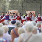 25.06.2022 Kielce. Jawor - u źródeł kultury. Korowód i koncert na Placu Artystów / fot. Jarosław Kubalski - Radio Kielce