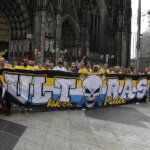 19.06.2022 Kolonia (Niemcy) Final Four Ligi Mistrzów. Przemarsz kibiców / Fot. Jarosław Kubalski - Radio Kielce