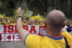 19.06.2022 Kolonia (Niemcy) Final Four Ligi Mistrzów. Przemarsz kibiców / Fot. Jarosław Kubalski - Radio Kielce