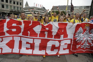 19.06.2022 Kolonia (Niemcy) Final Four Ligi Mistrzów. Przemarsz kibiców / Fot. Jarosław Kubalski - Radio Kielce