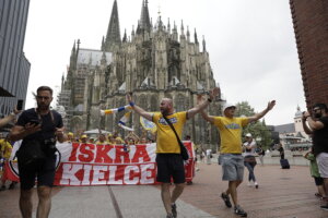 19.06.2022 Kolonia (Niemcy) Final Four Ligi Mistrzów. Przemarsz kibiców / Fot. Jarosław Kubalski - Radio Kielce