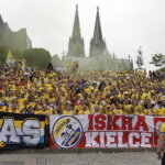 19.06.2022 Kolonia (Niemcy) Final Four Ligi Mistrzów. Przemarsz kibiców / Fot. Jarosław Kubalski - Radio Kielce