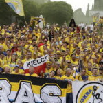 19.06.2022 Kolonia (Niemcy) Final Four Ligi Mistrzów. Przemarsz kibiców / Fot. Jarosław Kubalski - Radio Kielce