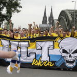 Od katedry do Lanxess Areny. Marsz kibiców Łomży Vive Kielce w Kolonii - Radio Kielce