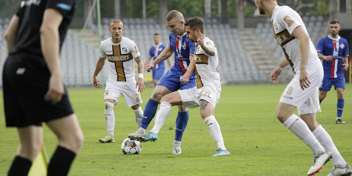 08.06.2022 Kielce. Finał Okręgowego Pucharu Polski. Mecz ŁKS Probudex Łagów - Granat Skarżysko-Kamienna