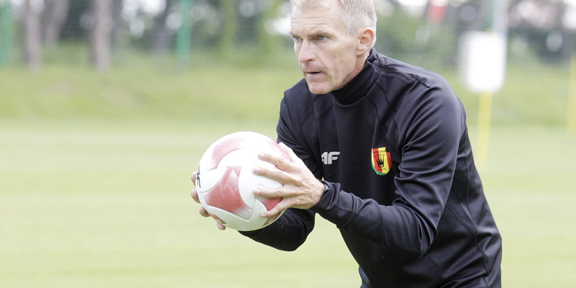 14.06.2022 Kielce. Trening piłkarzy Korony Kielce. Nowy trener bramkarzy Jarosław Tkocz Jarosław Kubalski / Radio Kielce