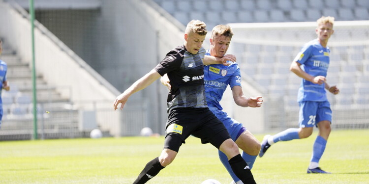 25.06.2022 Kielce. Sparing Korona Kielce - Skra Częstochowa / fot. Jarosław Kubalski - Radio Kielce