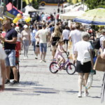 25.06.2022 Kielce. Jarmark na ulicy Sienkiewicza / fot. Jarosław Kubalski - Radio Kielce