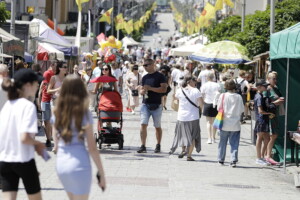 Alpaki, naukobus, nagrody i moc innych atrakcji na Święto Kielc. Na początek Jarmark