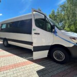 22.06.2022. Fanisławice. Przekazanie nowego busa dla Warsztatu Terapii Zajęciowej / Fot. Michał Kita - Radio Kielce