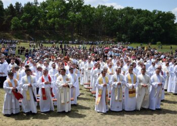 11.06.2022. Sandomierz. Dzień Młodych Diecezji Sandomierskiej / ks. Grzegorz Słodkowski