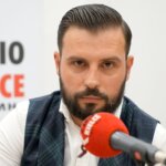 12.06.2022. Kielce. Studio Polityczne Radia Kielce. Na zdjęciu: Mateusz Brzeziński - Nowa Lewica / Kamil Król / Radio Kielce
