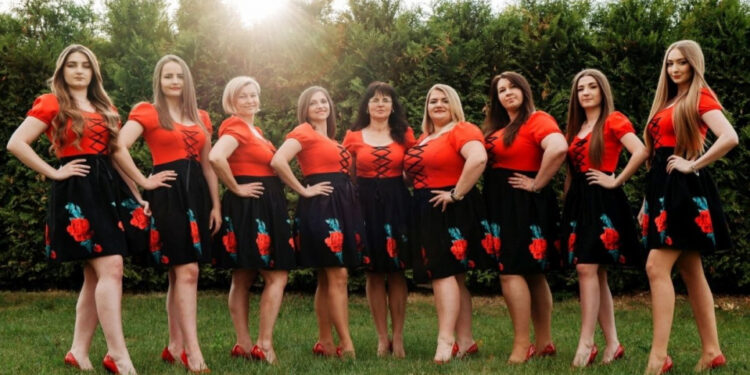 „Jawor u źródeł kultury. Zaproszenie”. Ostrowiecki Rynek na ludowo - Radio Kielce