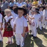 11.06.2022. Ostrowiec Św. Piknik rodzinny w Katolickim Zespole Edukacyjnym / Anna Głąb / Radio Kielce