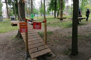 01.06.2022. Busko-Zdrój. Otwarcie parku linowego / Marta Gajda-Kruk / Radio Kielce