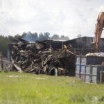 31.05.2022. Promnik. Dogaszanie pożaru wysypiska / Jarosław Kubalski / Radio Kielce