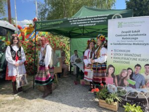 12.06.2022. Sandomierz. 25-lecie parafii ojców pallotynów / Grażyna Szlęzak / Radio Kielce