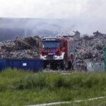 31.05.2022. Promnik. Dogaszanie pożaru wysypiska / Jarosław Kubalski / Radio Kielce