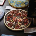 08.06.2022. Kielce, Pałacyk Zielińskiego. Licytacja prac ukraińskich artystów / Jarosław Kubalski / Radio Kielce