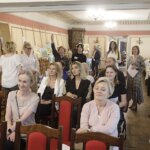 08.06.2022. Kielce, Pałacyk Zielińskiego. Licytacja prac ukraińskich artystów / Jarosław Kubalski / Radio Kielce