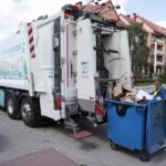 02.06.2022. Kielce. Test elektrycznej śmieciarki / Wiktor Taszłow / Radio Kielce