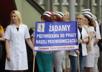 10.06.2022. Kielce. Protest pielęgniarek / Wiktor Taszłow / Radio Kielce