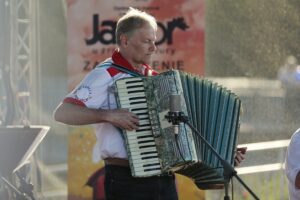 05.06.2022. Staszów. Koncert „Jawor u źródeł kultury. Zaproszenie” / Wiktor Taszłow / Radio Kielce