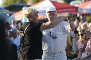 05.06.2022. Staszów. Koncert „Jawor u źródeł kultury. Zaproszenie” / Wiktor Taszłow / Radio Kielce