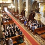 08.06.2022. Kielce. Jubileusz 20-lecia reaktywacji LO im. świętej Jadwigi Królowej. Msza święta / Wiktor Taszłow / Radio Kielce