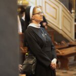 08.06.2022. Kielce. Jubileusz 20-lecia reaktywacji LO im. świętej Jadwigi Królowej. Msza święta / Wiktor Taszłow / Radio Kielce