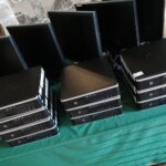 08.06.2022. Kielce. Przekazanie komputerów dla WDK przez urząd marszałkowski / Wiktor Taszłow / Radio Kielce