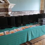 08.06.2022. Kielce. Przekazanie komputerów dla WDK przez urząd marszałkowski / Wiktor Taszłow / Radio Kielce