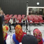 08.06.2022. Studio Gram. Zespół Pieśni i Tańca ze Strawczynka / Wiktor Taszłow / Radio Kielce