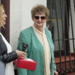 10.06.2022. Kielce. Święto 2 Pułku Artylerii Lekkiej Legionów. Na zdjęciu w środku: Danuta Żbikowska, prezes Stowarzyszenia Rodzin i Sympatyków 2 Pułku Artylerii Lekkiej Legionów / Wiktor Taszłow / Radio Kielce