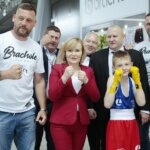 10.06.2022. Kielce. I Międzynarodowe Targi Branży Bokserskiej oraz II Forum Boksu. Na zdjęciu (w środku): Anna Krupka - wiceminister sportu / Wiktor Taszłow / Radio Kielce