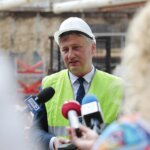 13.06.2022. Kielce. Modernizacja siedziby Teatru im. Stefana Żeromskiego. Na zdjęciu: Zbigniew Koniusz - wojewoda świętokrzyski / Wiktor Taszłow / Radio Kielce