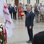 13.06.2022. Kielce. Uroczystości 40-lecia Solidarności Walczącej. Kwiaty składa Zbigniew Koniusz - wojewoda świętokrzyski / Wiktor Taszłow / Radio Kielce