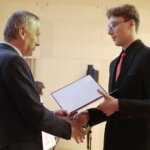 15.06.20222. Kielce. Gala finałowa konkursu "Tak widzę świat, tak go czuję...". Na zdjęciu (od lewej): Zbigniew Koniusz - wojewoda świętokrzyski, / Wiktor Taszlow / Radio Kielce