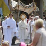 16.06.2022. Kielce. Boże Ciało. Procesja do czterech ołtarzy / Wiktor Taszłow / Radio Kielce