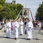 16.06.2022. Kielce. Boże Ciało. Procesja do czterech ołtarzy / Wiktor Taszłow / Radio Kielce