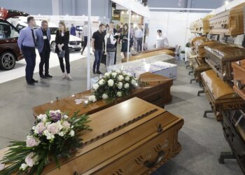 W Kielcach rozpoczynają się największe targi branży funeralnej