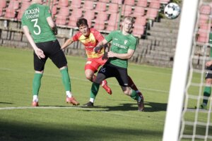 11.06.2022 Kielce. Mecz Korona II Kielce - Pogoń Staszów. Korona awansuje do II ligi / Jarosław Kubalski / Radio Kielce