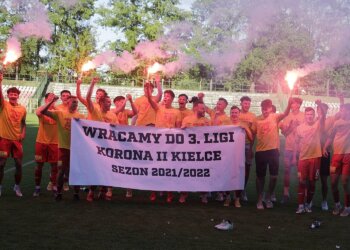 11.06.2022 Kielce. Mecz Korona II Kielce - Pogoń Staszów. Korona awansuje do II ligi / Jarosław Kubalski / Radio Kielce