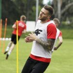 14.06.2022 Kielce. Trening piłkarzy Korony Kielce. Nowy zawodnik Miłosz Trojak / Jarosław Kubalski / Radio Kielce