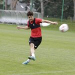 14.06.2022 Kielce. Trening piłkarzy Korony Kielce / Jarosław Kubalski / Radio Kielce