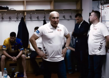 Przemowa trenera Łomży Vive Kielce Talanta Dujszebajewa, po przegranym finale Ligi Mistrzów / Fot. YouTube