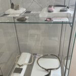 18.06.2022 Sandomierz. Wystawa biżuterii z krzemieniem pasiastym / Fot. Grażyna Szlęzak - Radio Kielce