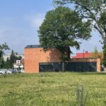 Ostrowiec Świętokrzyski. Dziedziniec Ostrowieckiego Browaru Kultury / Fot. Emilia Sitarska - Radio Kielce