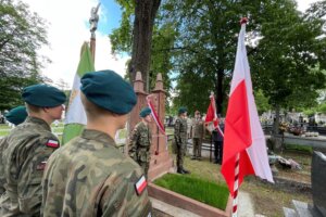 11.06.2022. Kielce. Odsłonięcie odrestaurowanego pomnika kapitana Jana Fijałkowskiego / Michał Kita / Radio Kielce